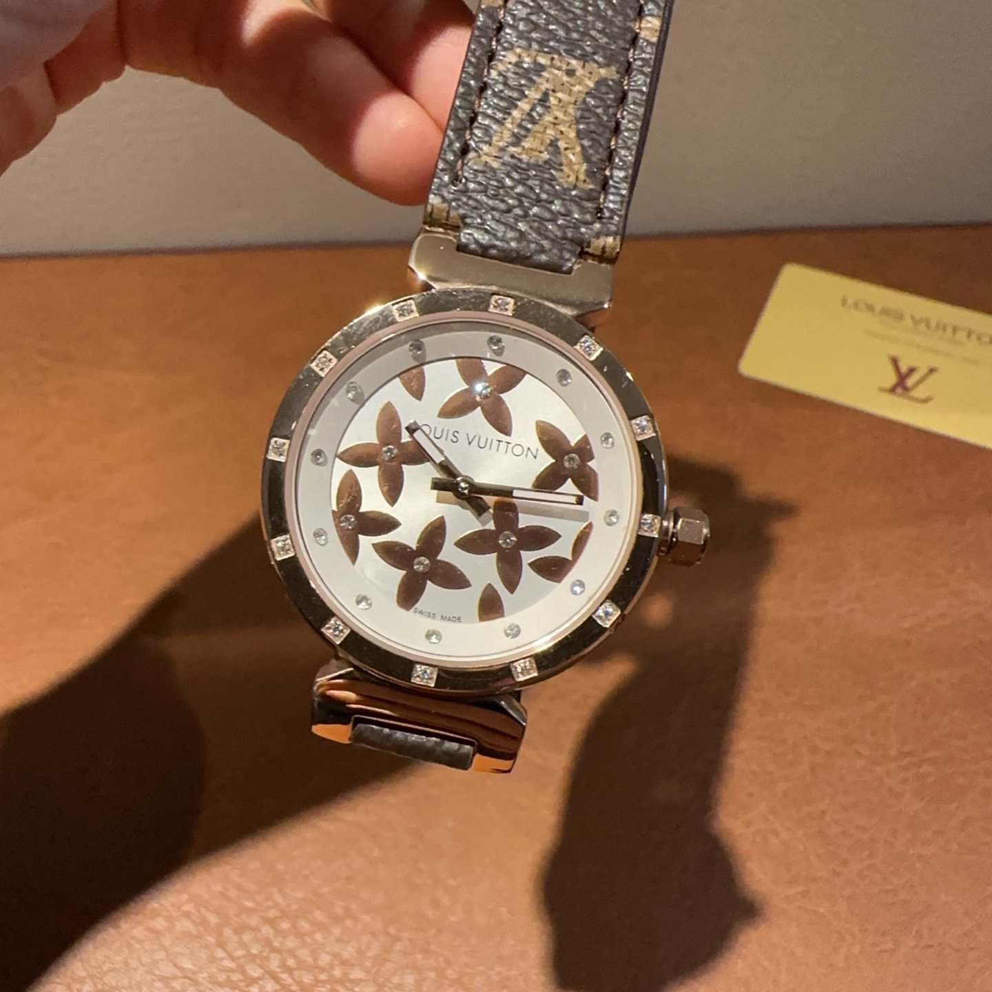 LV A貨花紋女錶棕色經典款式時尚優雅高質感腕錶