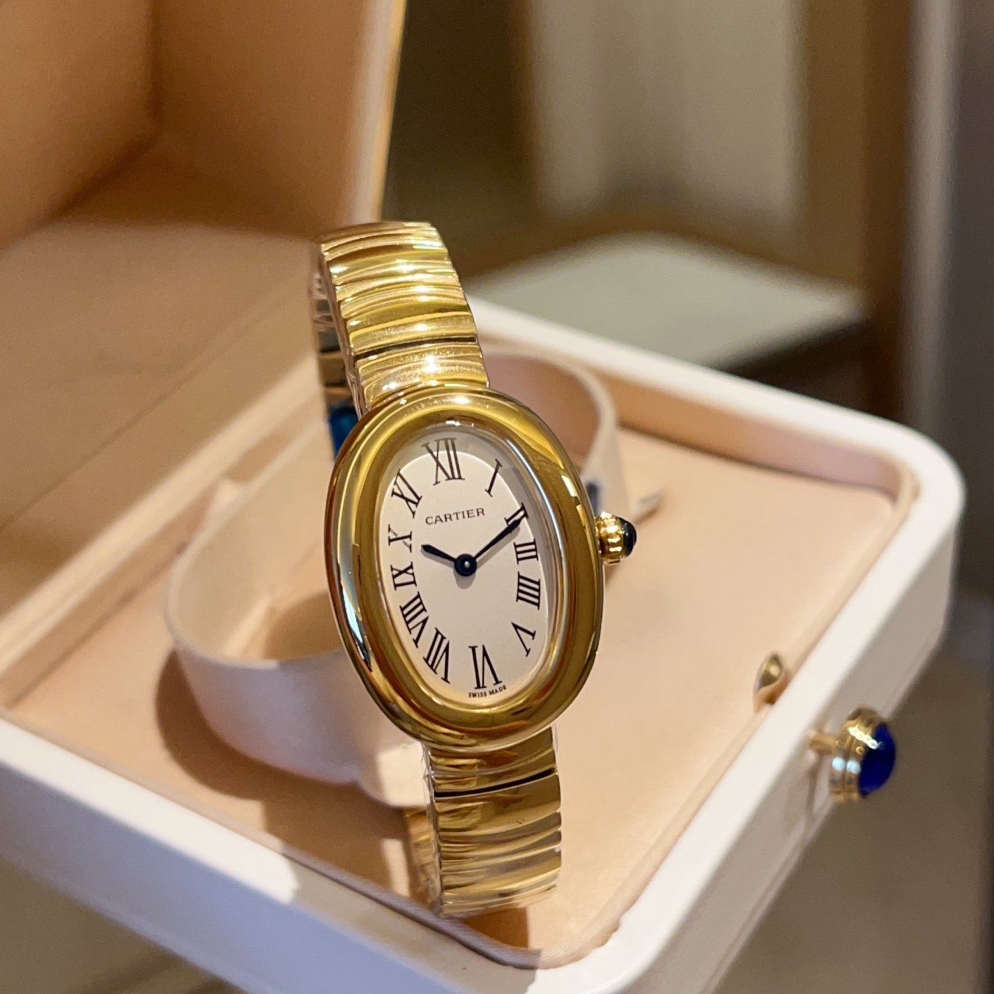 卡地亞（Cartier）頂級原單Baignoire女錶金色錶鏈白面2025新作法式高雅風