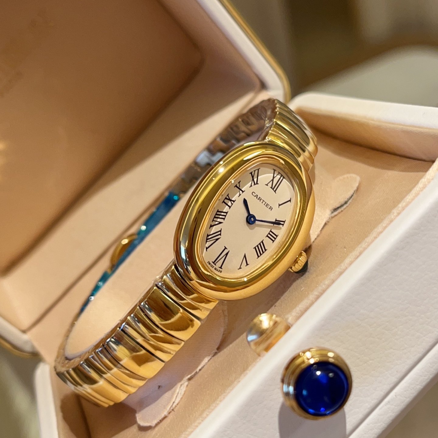 卡地亞（Cartier）頂級原單Baignoire女錶金色錶鏈白面2025新作法式高雅風