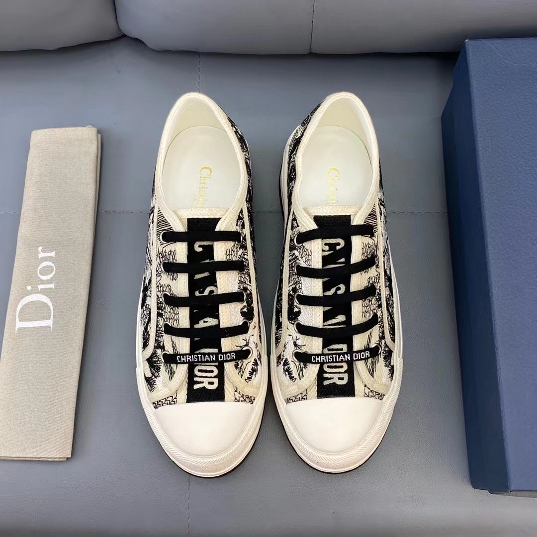 Dior一比一Toile de Jouy帆布鞋 黑白刺繡老花潮鞋 街頭感設計百搭推薦