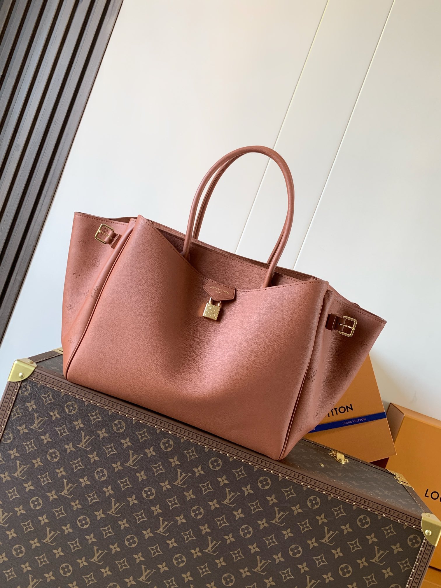 Louis Vuitton 高仿 City Steamer 手提包 玫瑰粉牛皮 氣質通勤款M26501