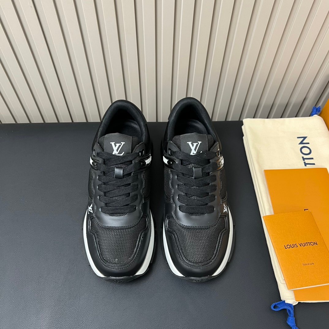 LV 精品仿製 Run Away Pulse 全黑運動鞋 時尚百搭人氣款