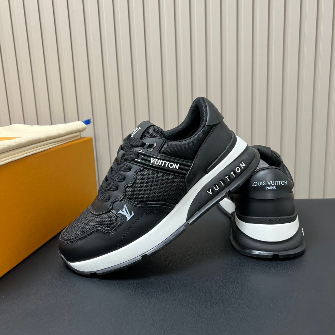 LV 精品仿製 Run Away Pulse 全黑運動鞋 時尚百搭人氣款