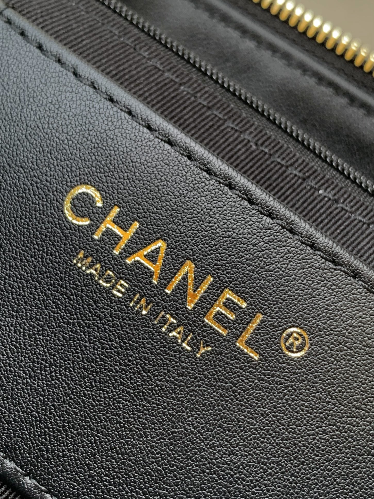 ChanelA貨菱格鏈條肩背包黑色柔軟皮革時尚百搭法式高雅風