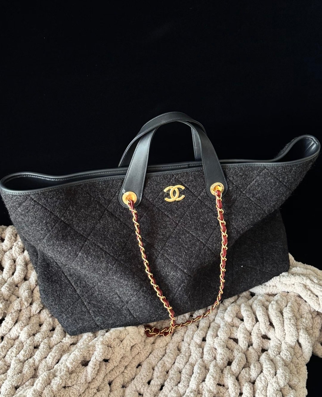 Chanel頂級原單大型托特包呢料黑色菱格鏈條肩背款新作高質感