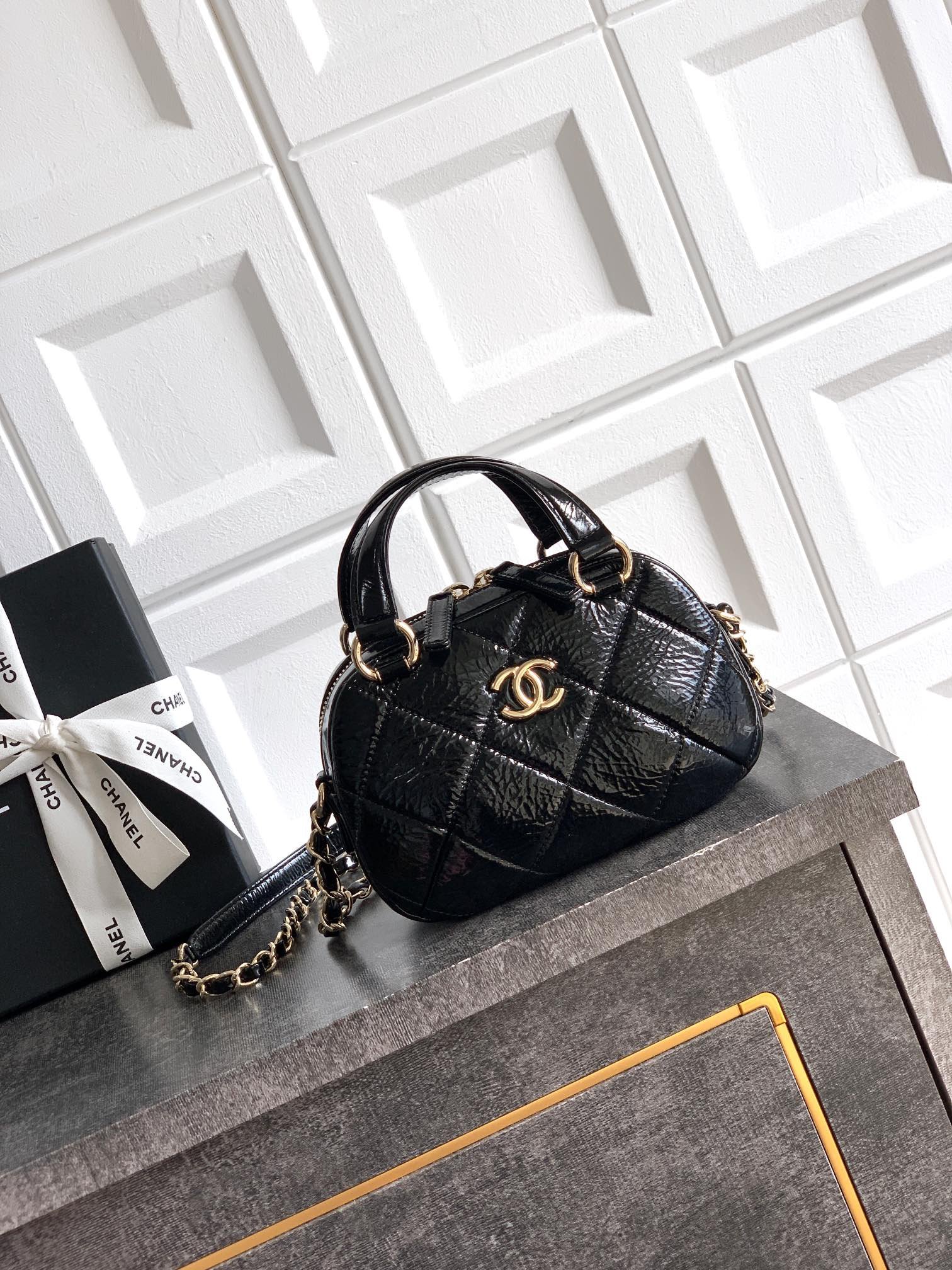 香奈兒（Chanel）精品仿製手提包 黑色漆皮菱格鏈條款 精緻小巧奢華時尚氣質