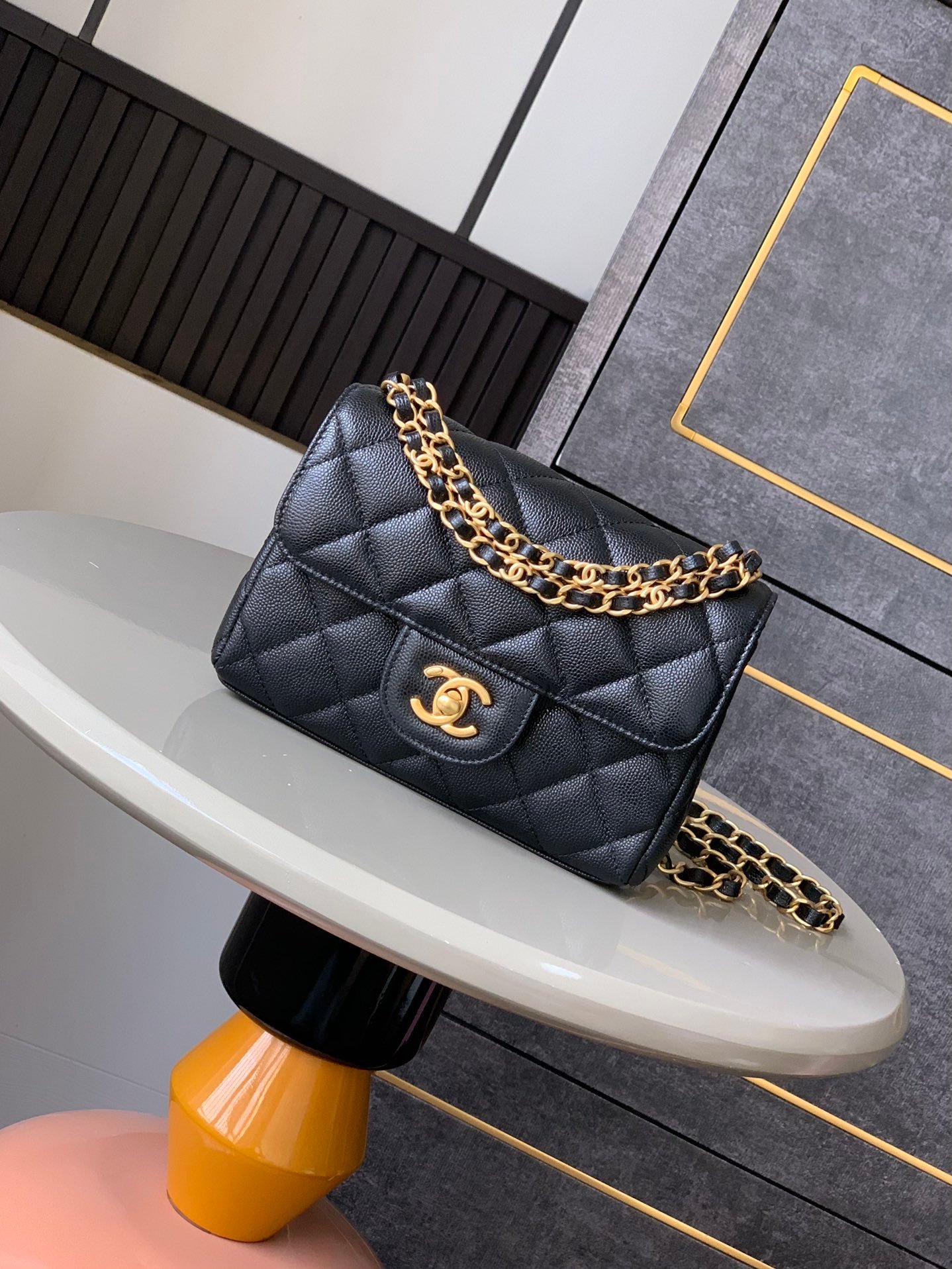 CHANEL 頂級原單小方胖鍊條包 金扣菱格經典款 小巧百搭 法式復古設計