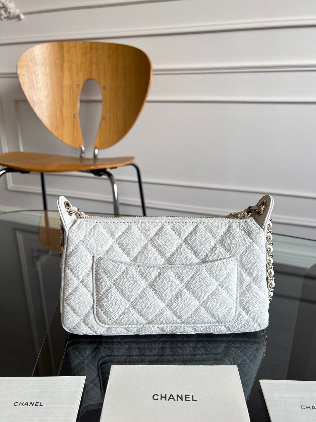 Chanel 高仿 菱格雙件組鍊條包 白色主包+金色迷你掛飾 清新亮眼 法式優雅風格AS4704