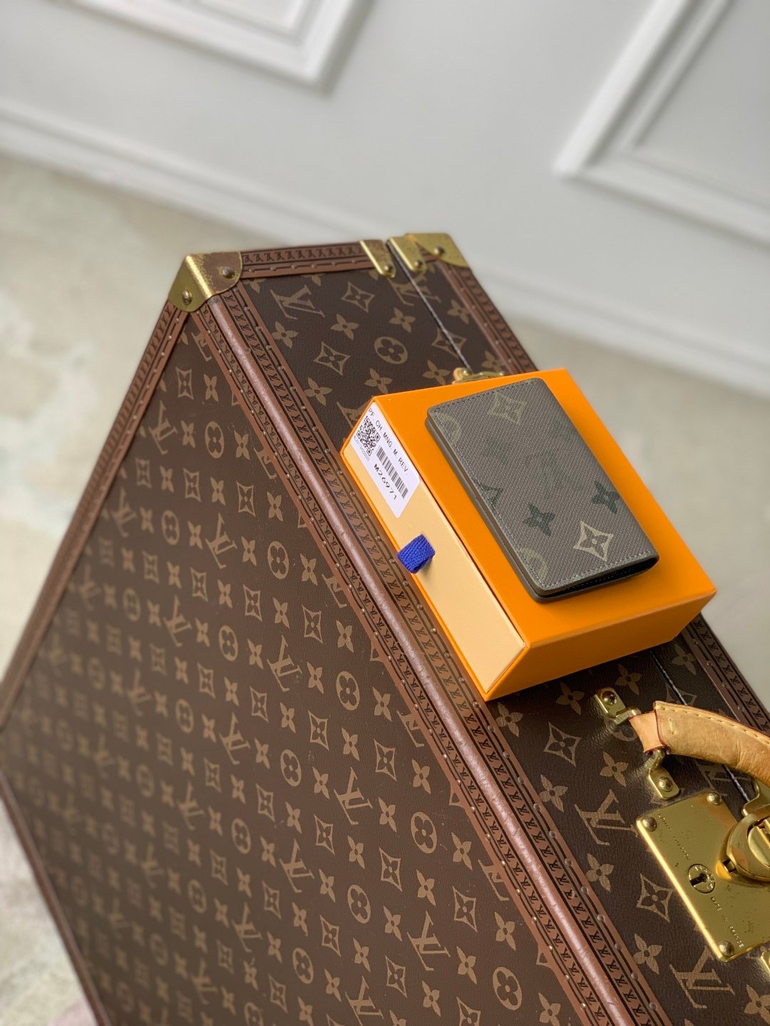 LV 高仿 灰色 Monogram 卡夾 輕薄實用  法式簡約風格M26971