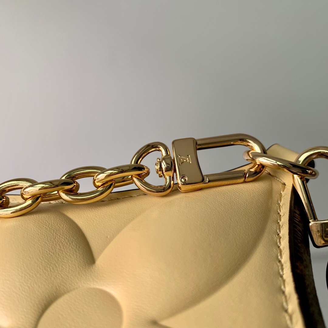 LV 高仿 Monogram 拉鍊小肩背包 金鍊設計精緻耐看 法式奢華風格M11672