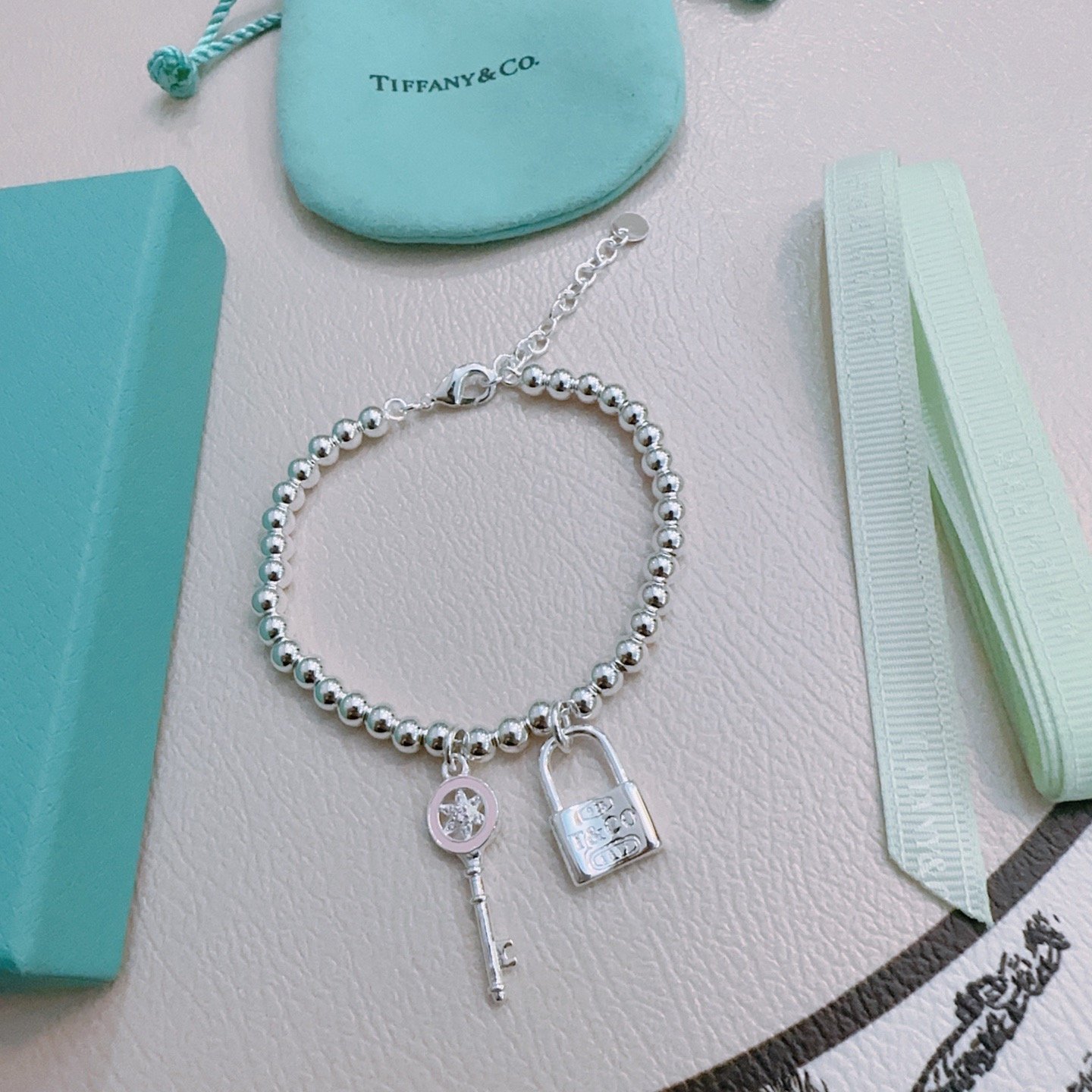 Tiffany一比一鎖頭鑰匙吊飾珠珠手鍊純銀設計甜美俏皮質感高還原飾品