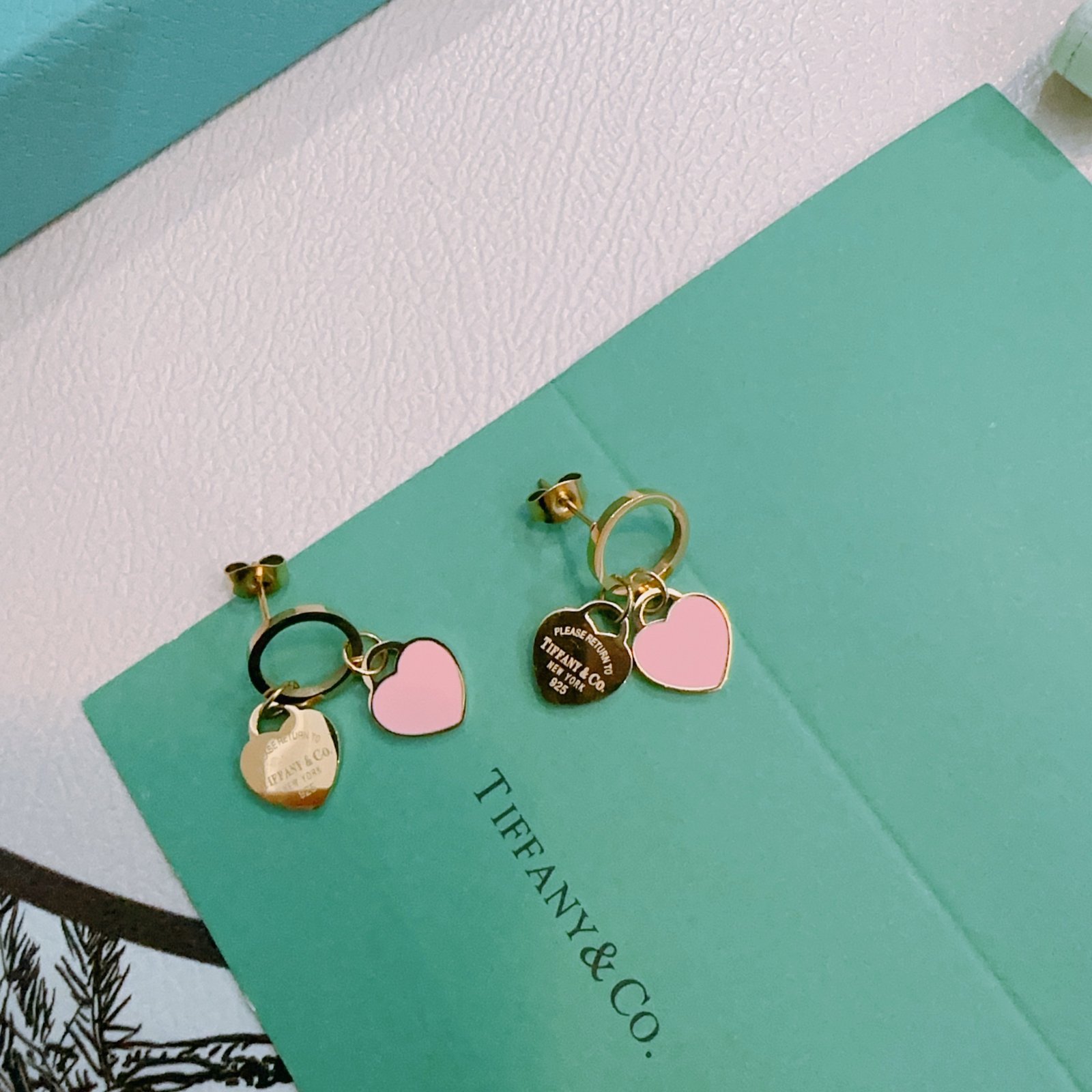 Tiffany高仿粉色雙心吊墜耳環金色設計琺瑯甜美風格百搭經典復刻