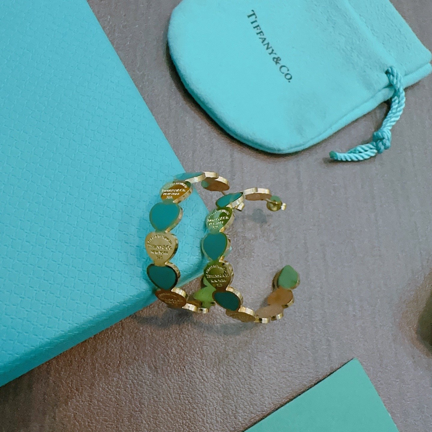 Tiffany精品仿製藍心金屬手鐲琺瑯復刻設計經典環繞式品牌飾品推薦