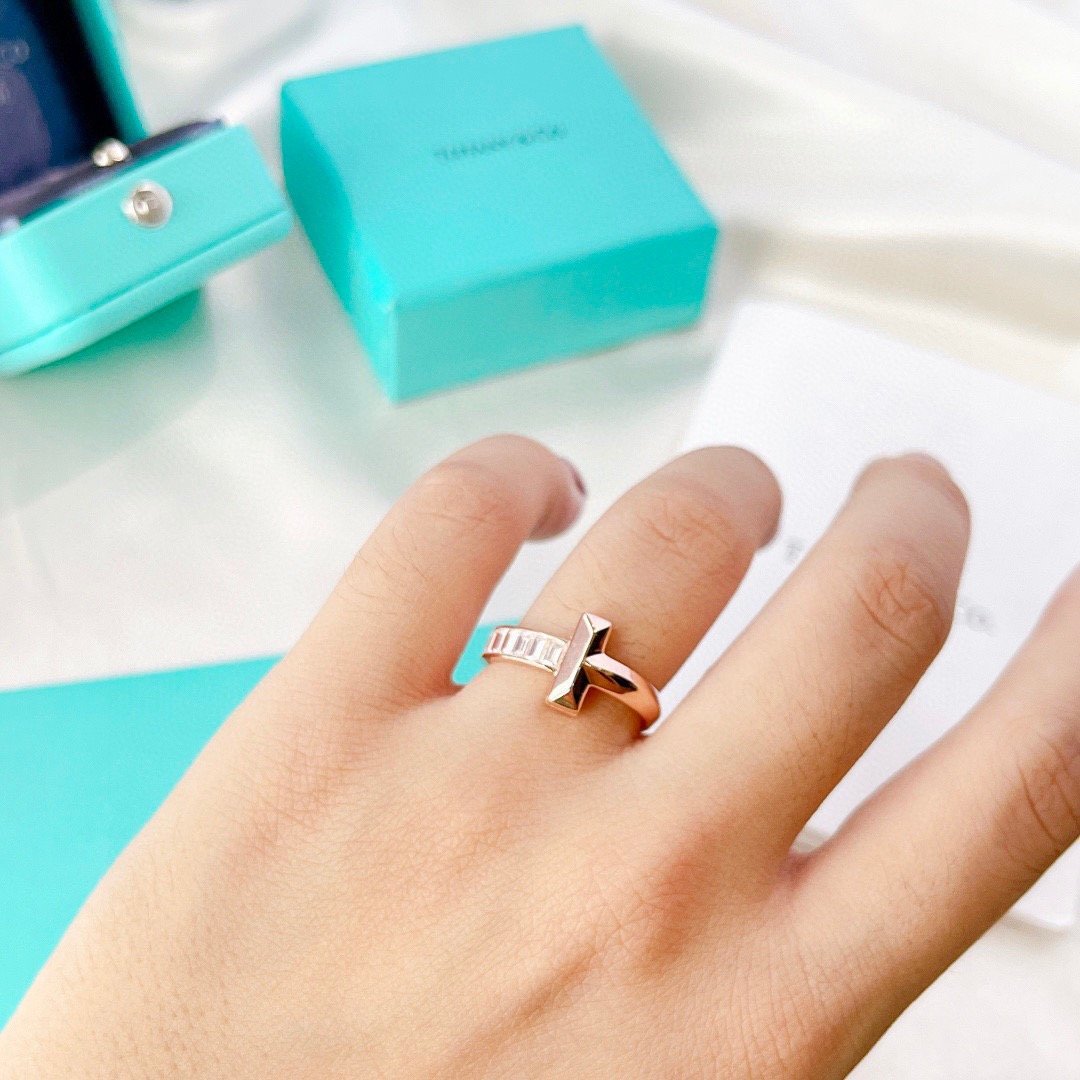 Tiffany高仿莆田鞋T1玫瑰金鑽石戒指幾何切割設計簡約奢華質感珠寶