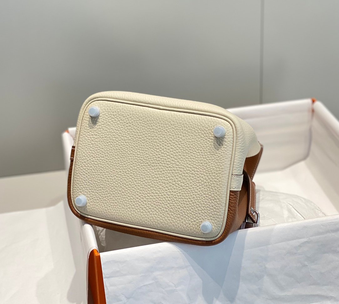 Hermès 高仿 Picotin Lock 18 手提水桶包 奶油白拼焦糖棕 經典耐看 法式優雅風格