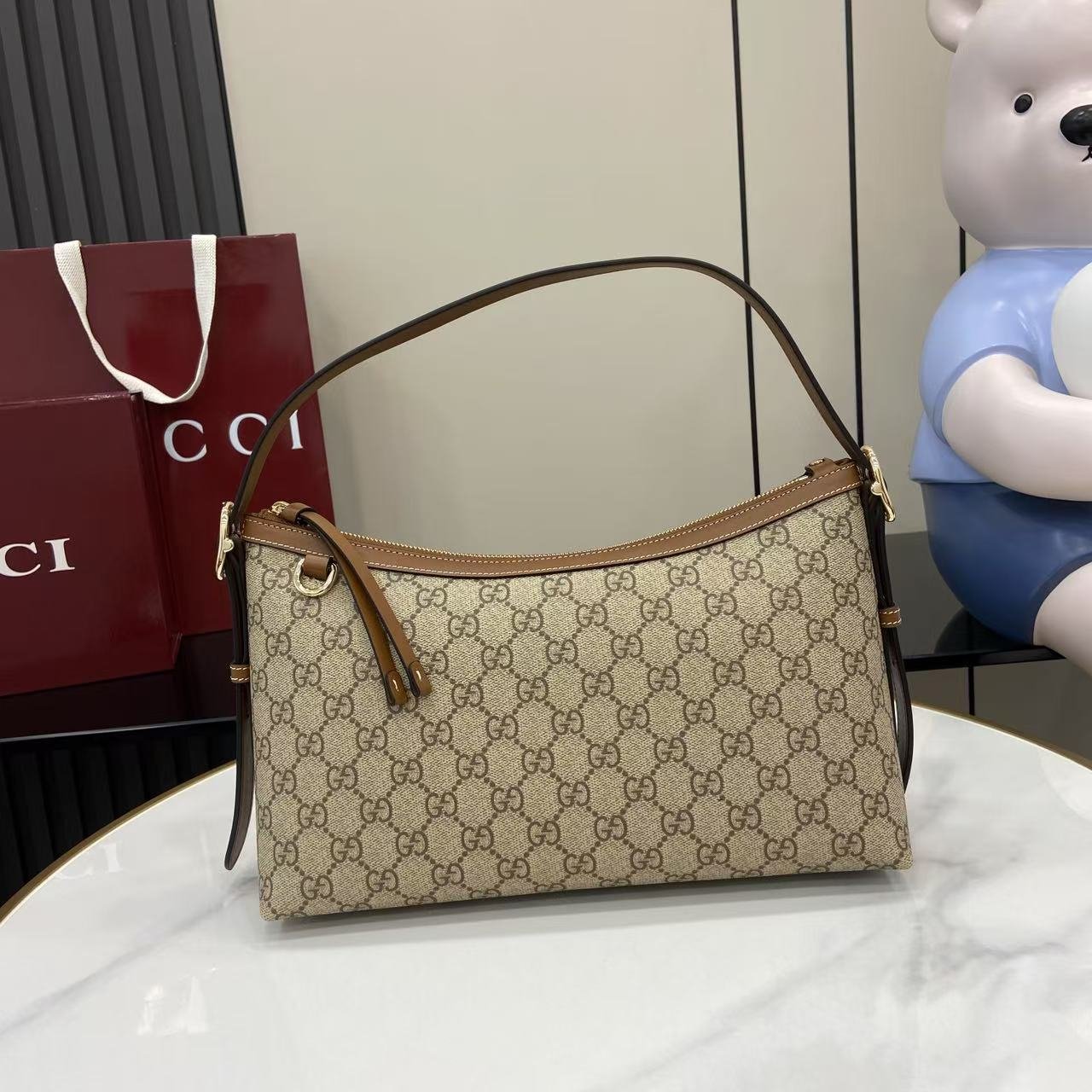GucciA貨老花肩背包GG圖騰復古設計時尚百搭輕奢通勤款義大利精品風格847449
