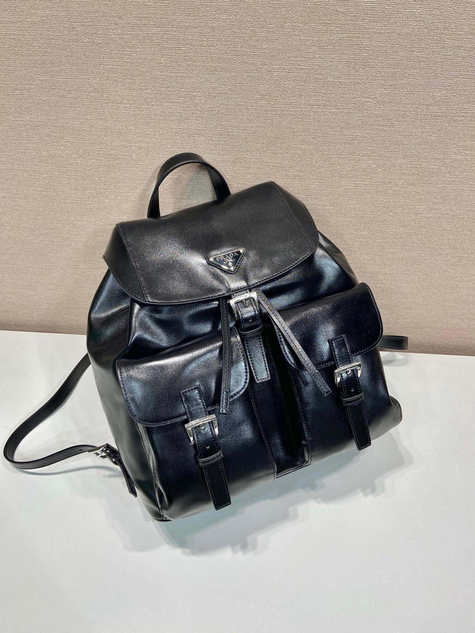 頂級原單 Prada1BZ811B 油蠟小牛皮雙肩背包
