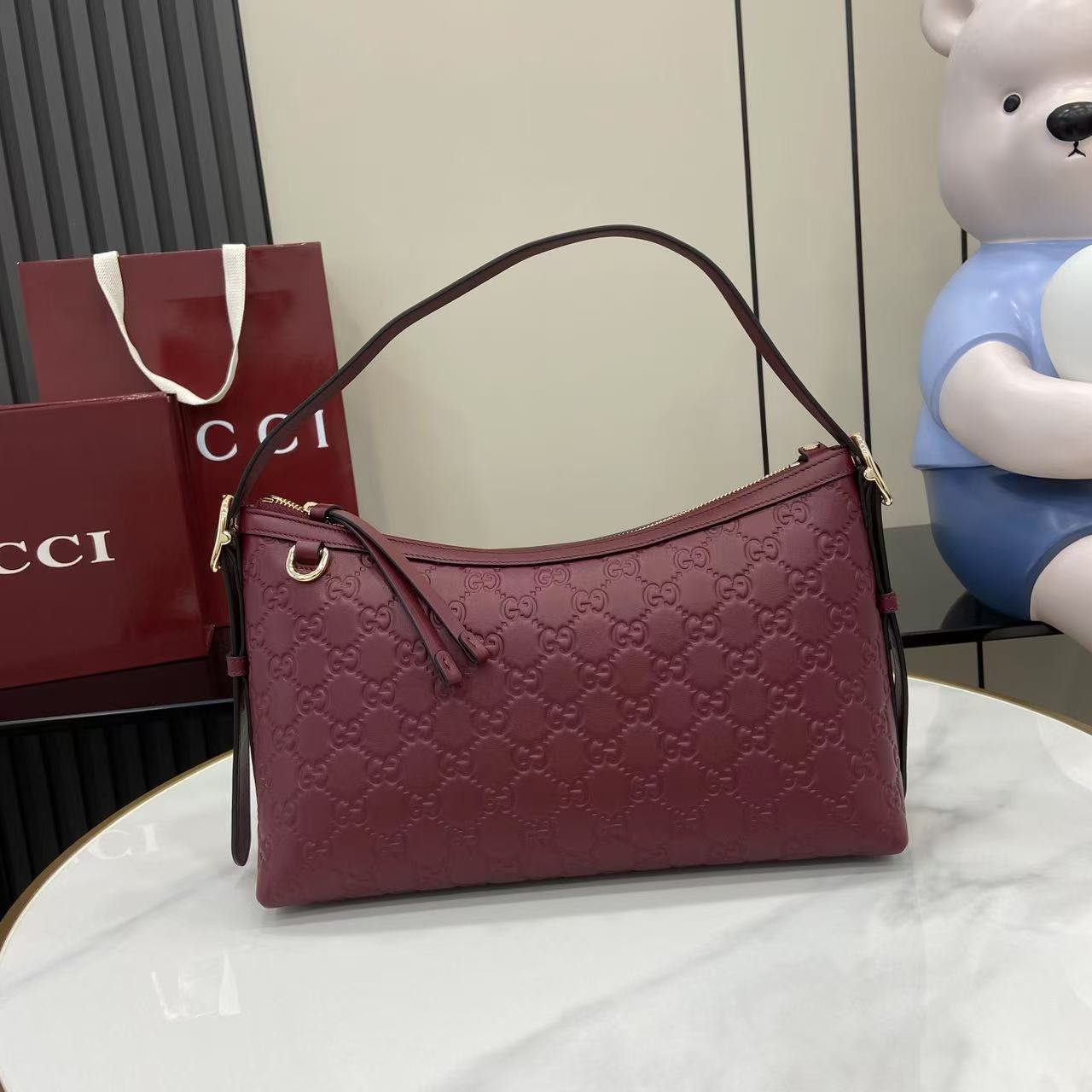 Gucci頂級原單壓紋GG肩背包酒紅復古優雅氣質款百搭腋下包輕奢風格847449