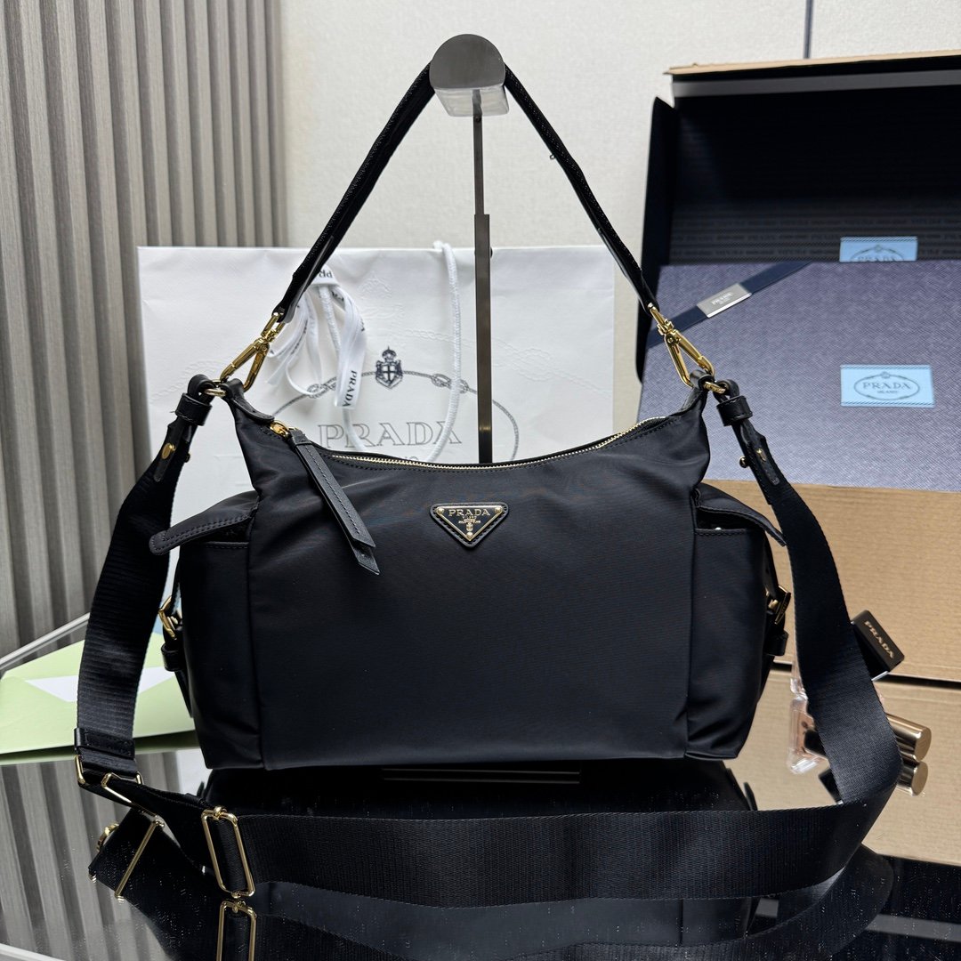 精品仿製 Prada1BC264 Re-Nylon 探索包 尼龍拼小牛皮斜背包
