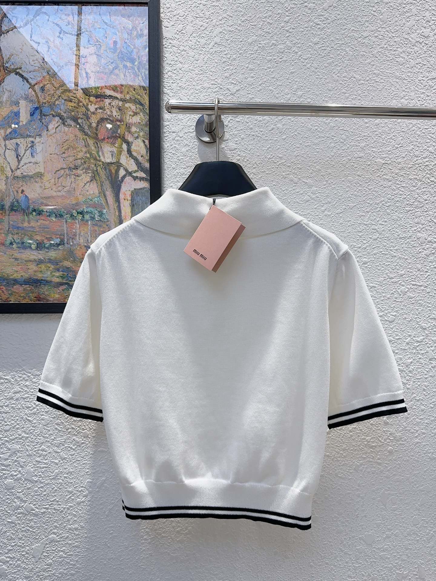 Miu Miu高仿針織翻領短袖上衣學院風Logo刺繡一比一復刻甜美百搭款