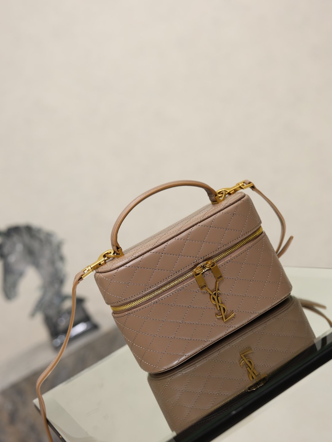 YSL 精緻版 Vanity 菱格化妝盒包 優雅新款 法式奢華766731