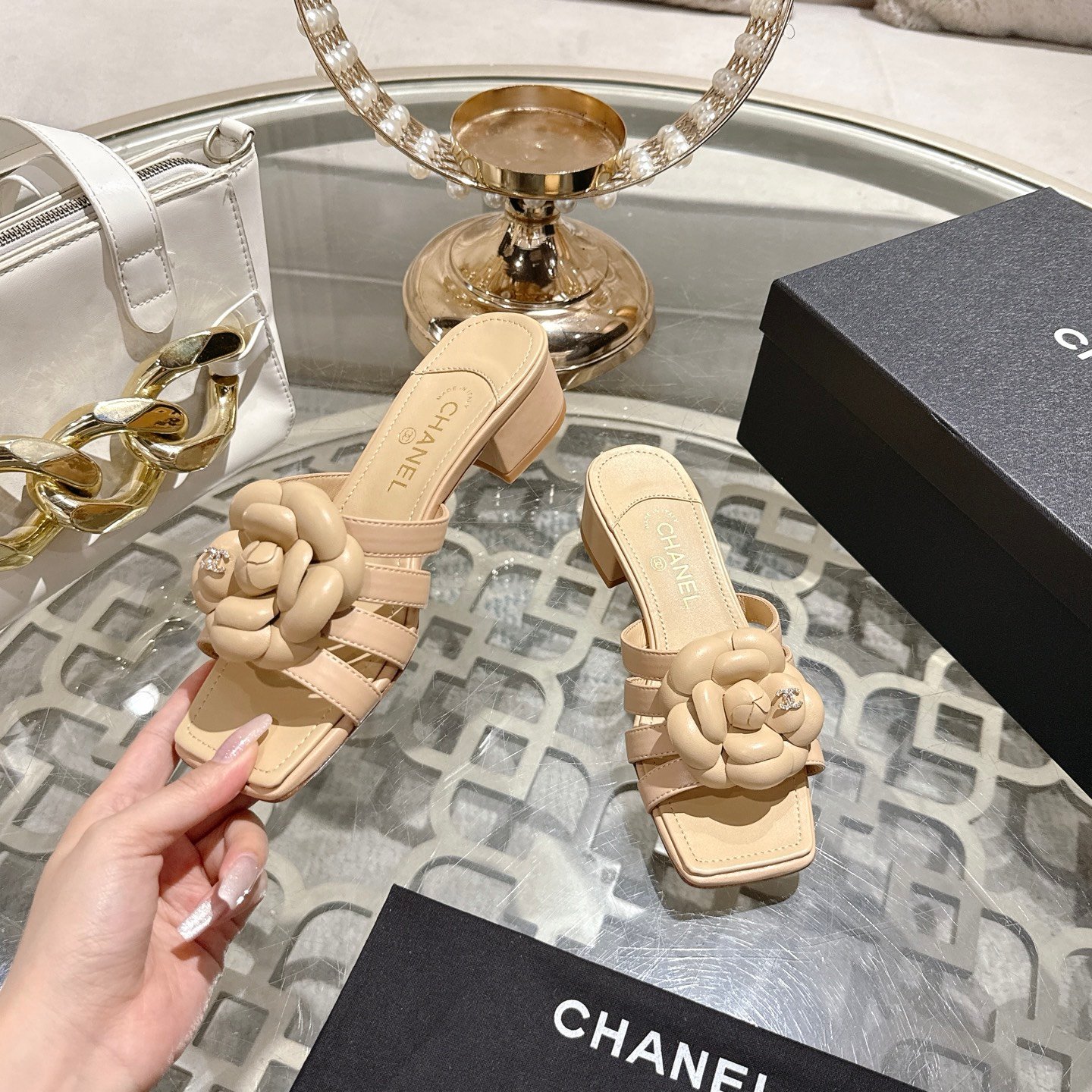 Chanel高仿裸粉山茶花拖鞋精品粗跟方頭涼鞋氣質百搭女鞋