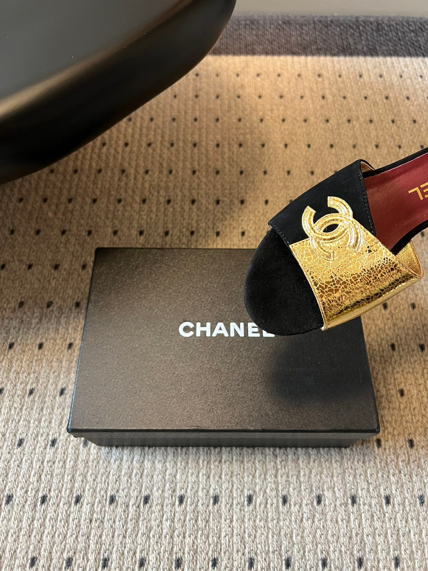 Chanel高仿金色雙C拖鞋精品拼色平底涼鞋時尚百搭女款