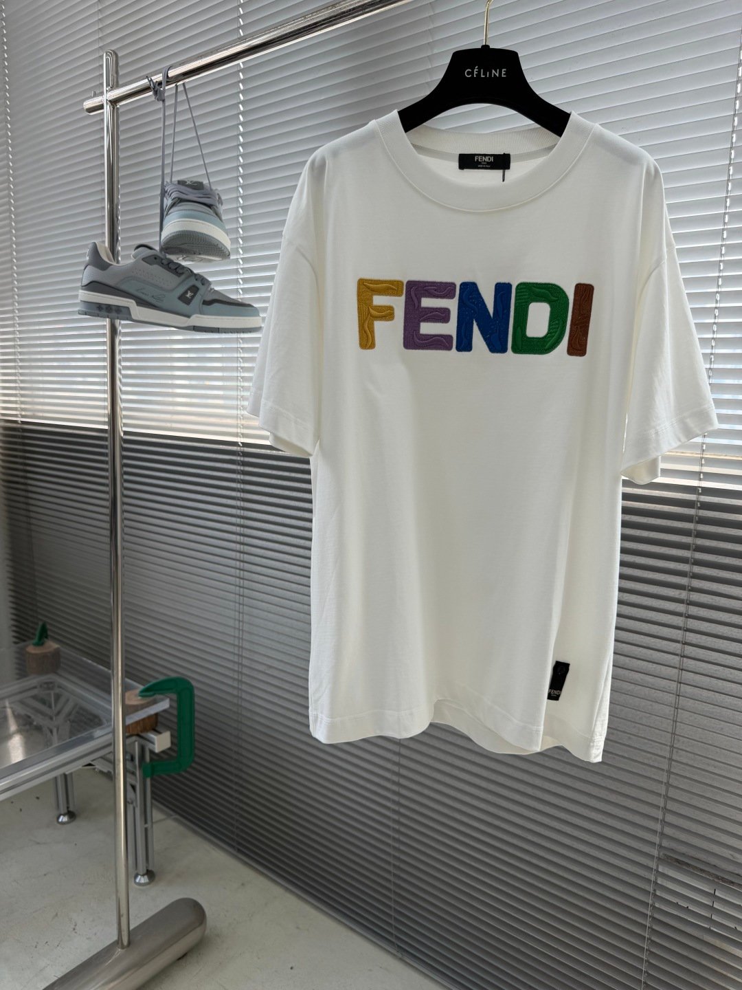 Fendi 一比一 彩色刺繡LOGO短袖T恤 立體字母設計 時尚潮流百搭款