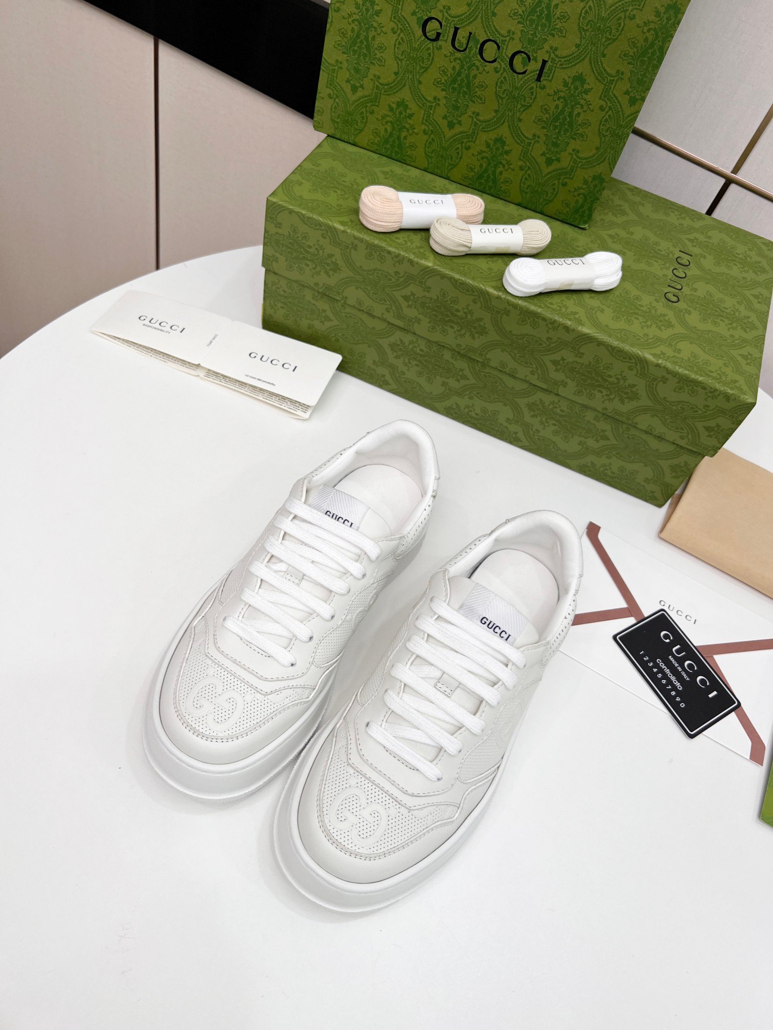 Gucci 超A貨 經典GG壓紋休閒運動鞋 簡約百搭 日系簡約