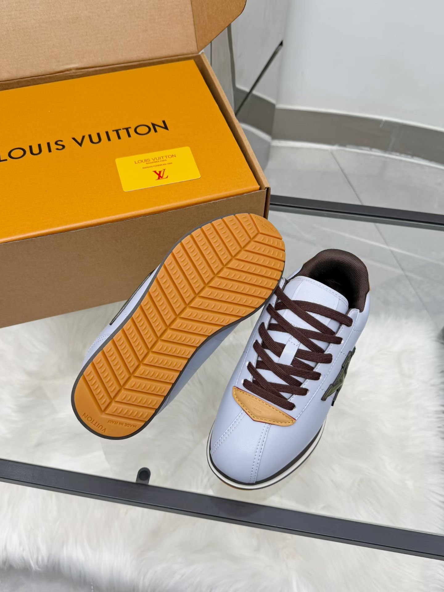 Louis Vuitton 超A貨 LV 經典低筒運動鞋 灰白拼色 百搭質感 都會輕奢