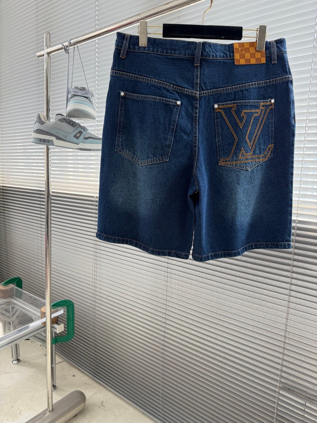 Louis Vuitton 超A貨 丹寧短褲 百搭耐看 街頭時尚