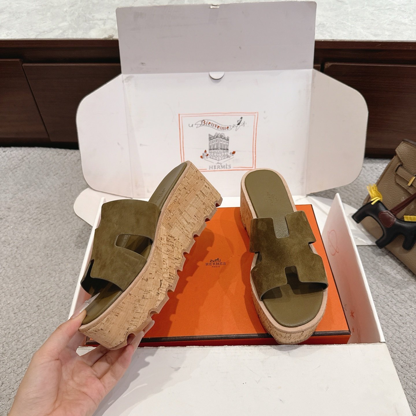 Hermès 超A貨 H字厚底拖鞋 橄欖綠麂皮款 質感百搭 都會輕奢