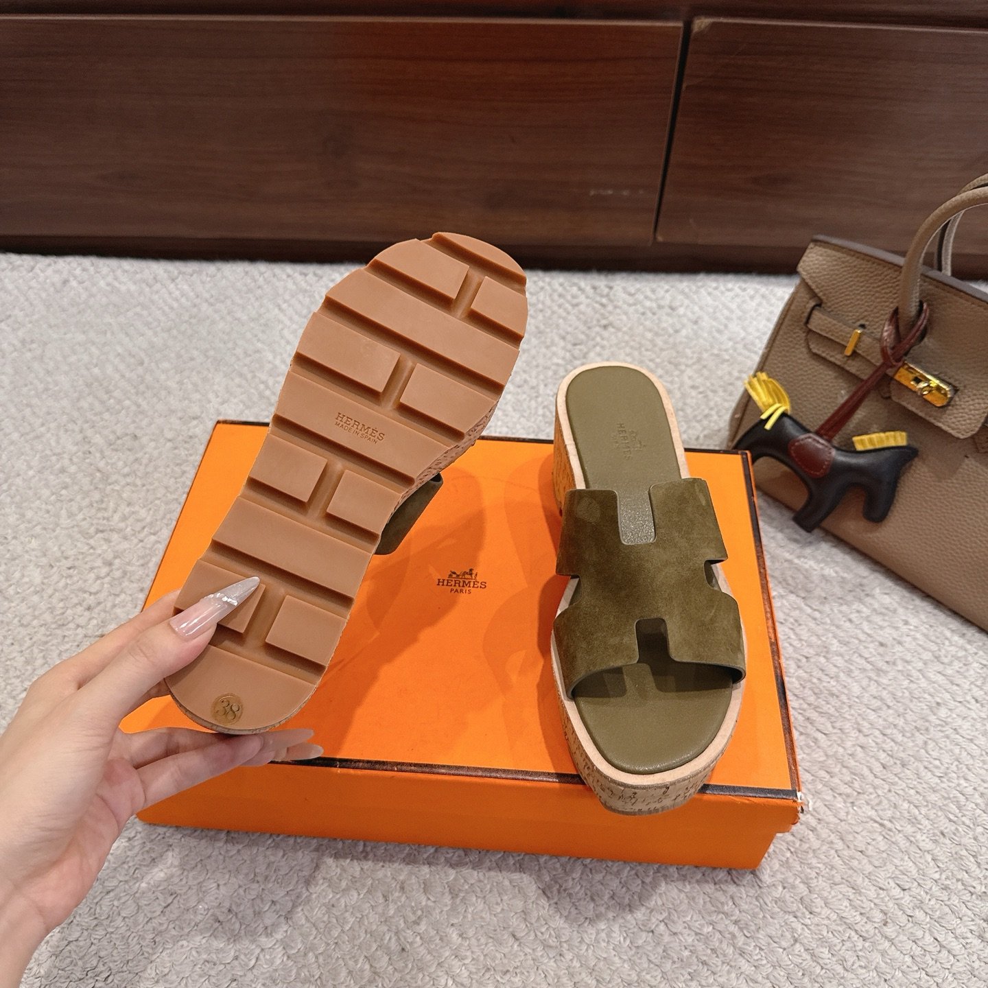 Hermès 超A貨 H字厚底拖鞋 橄欖綠麂皮款 質感百搭 都會輕奢