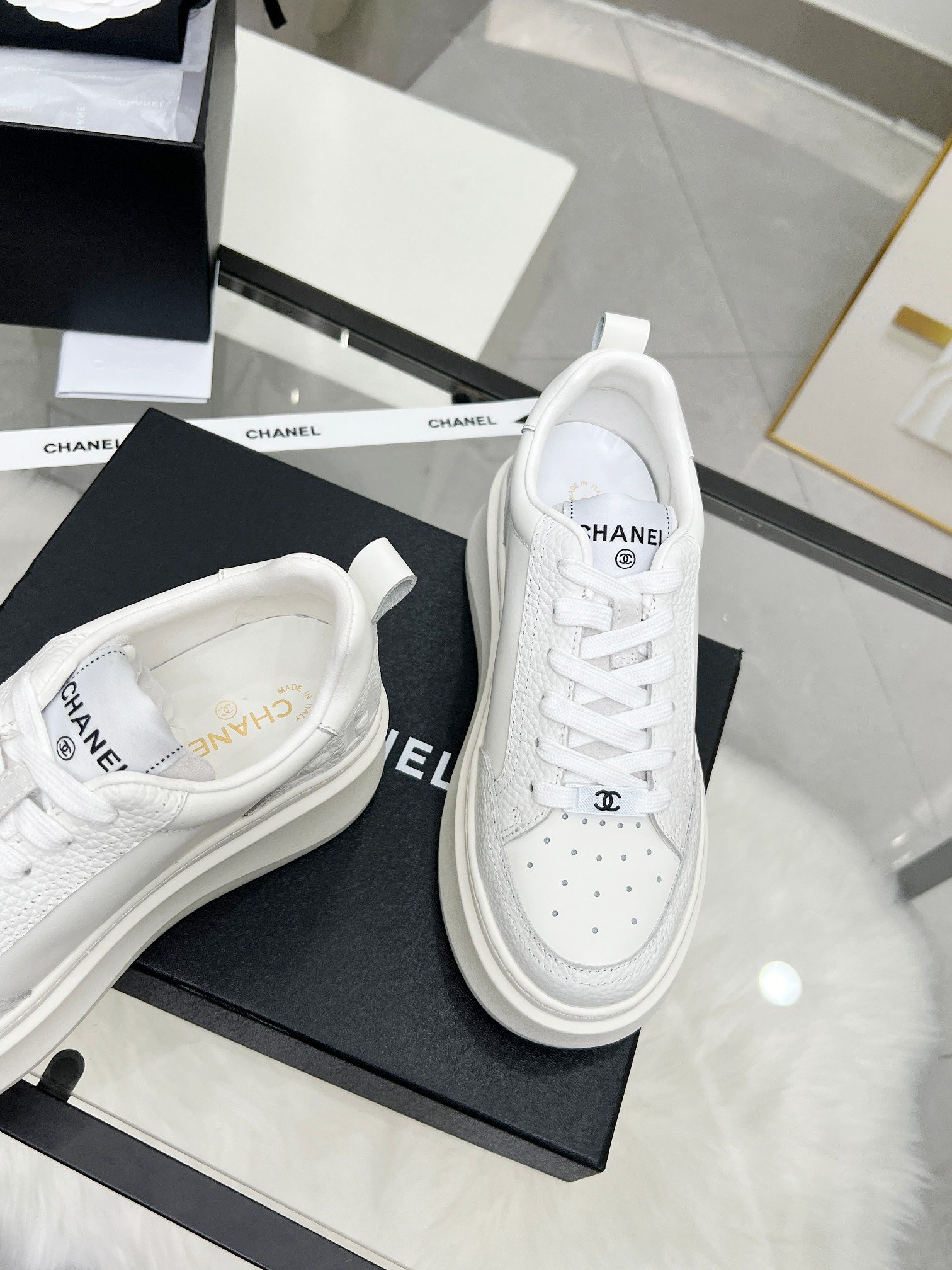 Chanel風格 全白極簡厚底休閒鞋 純色設計百搭款 氣質日常女鞋