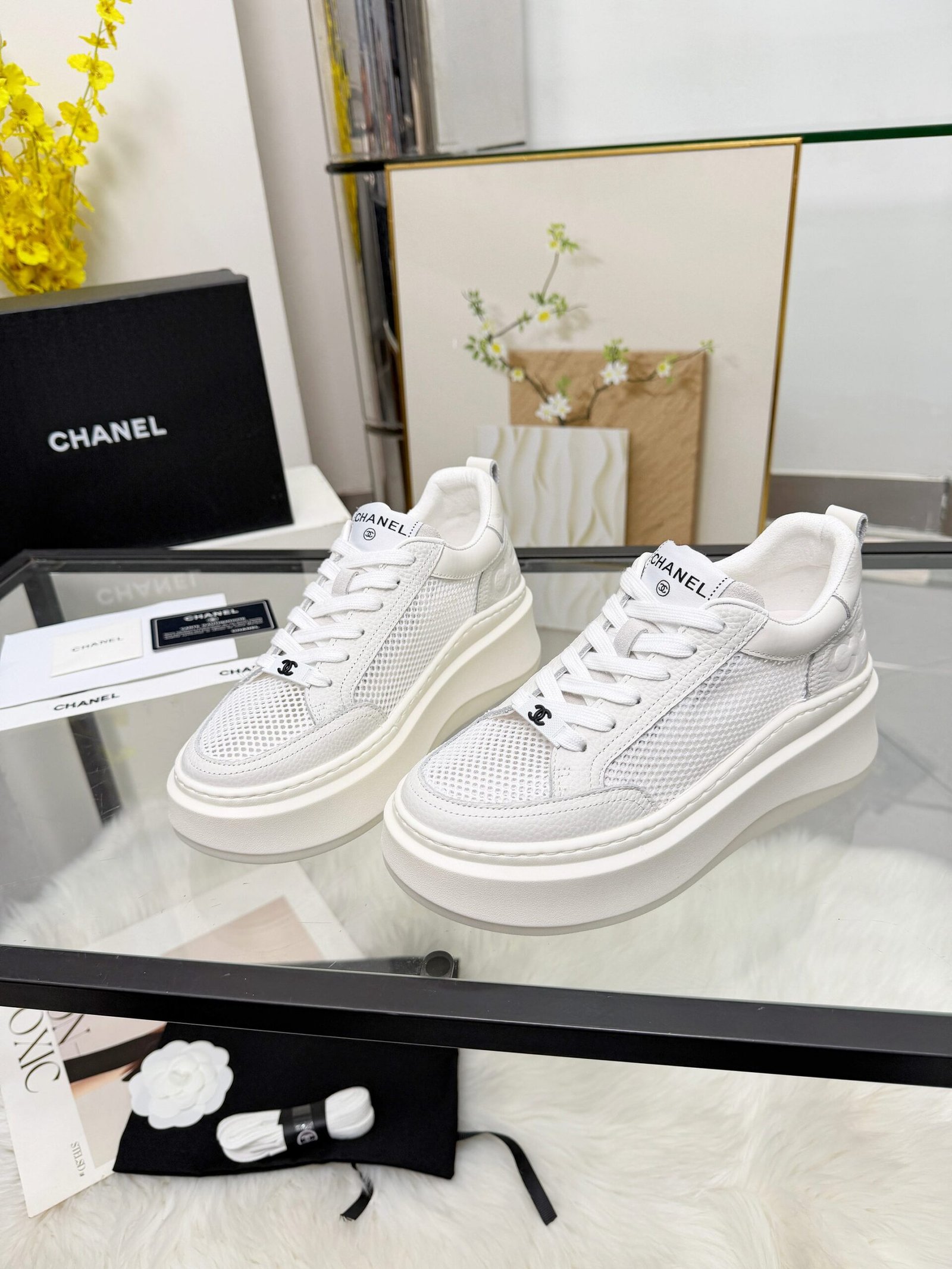 Chanel風格 全白透氣網布厚底休閒鞋 輕量設計夏季百搭款 清爽女鞋