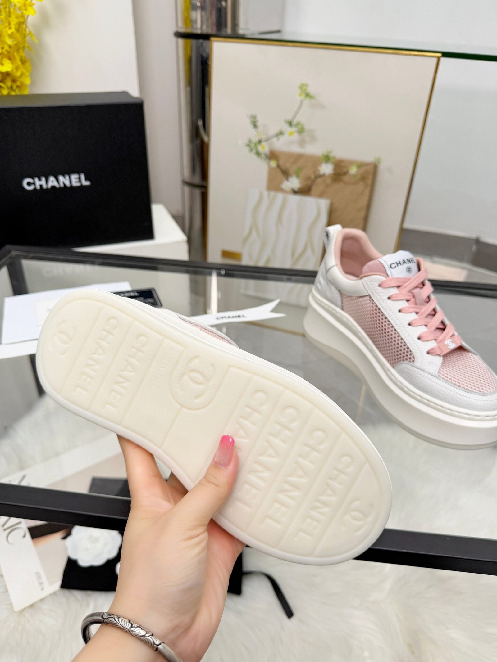 Chanel風格 白粉透氣網布厚底休閒鞋 甜美輕量設計 夏季百搭女鞋