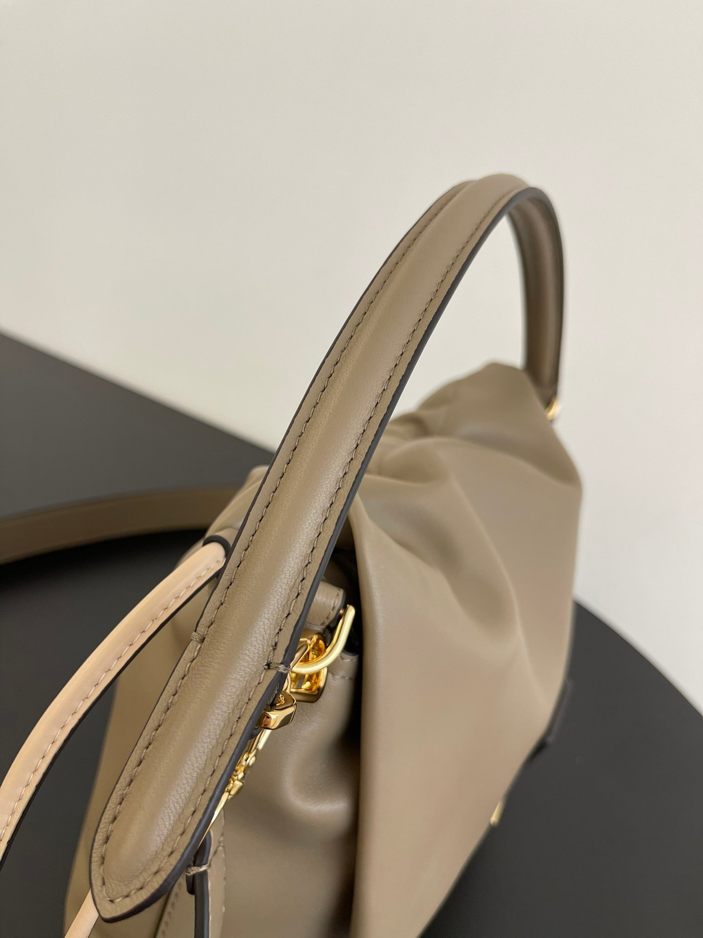 Fendi 精緻版 Baguette 腋下包 百搭質感佳 都會輕奢
